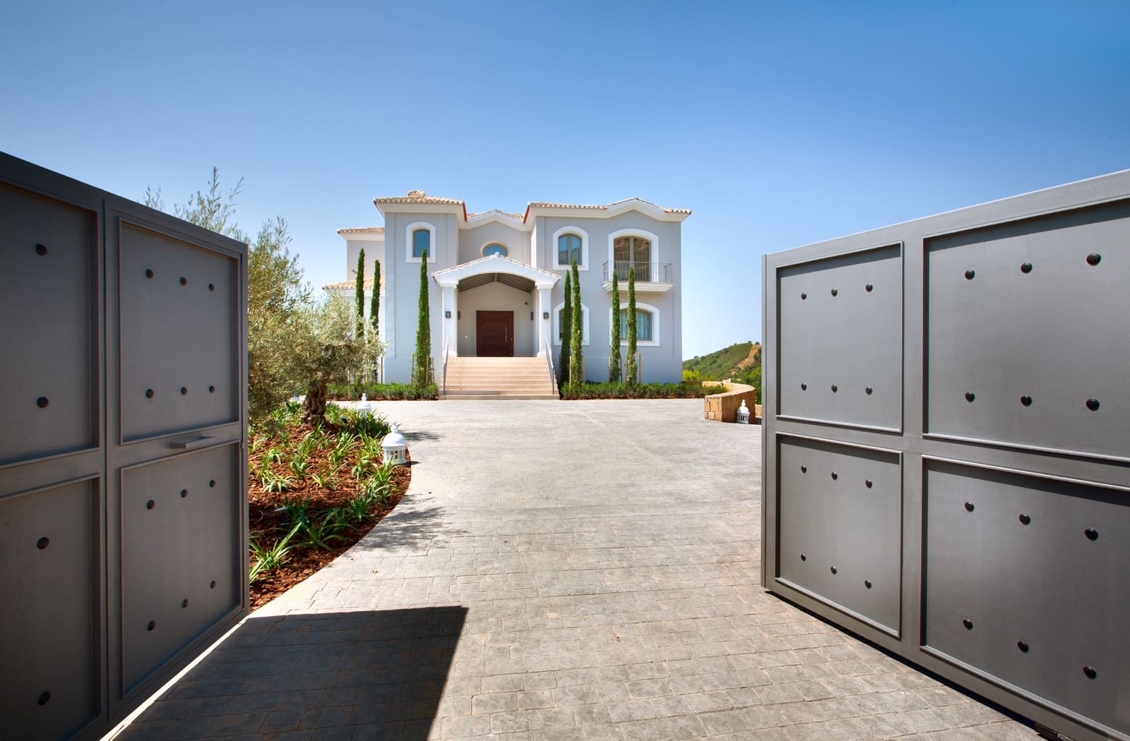 6 soverom Villa til salgs i Marbella med svømmebasseng garasje - € 3 500 000 (Ref: 9725793)