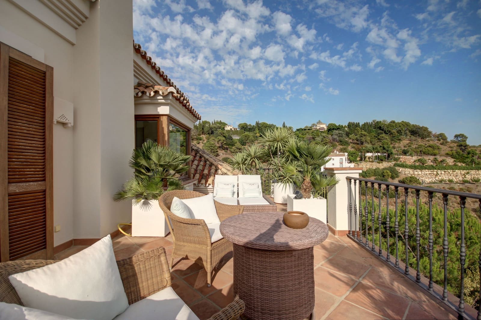 4 soveværelse Villa til salg i Marbella med swimmingpool garage - € 2.595.000 (Ref: 9725794)