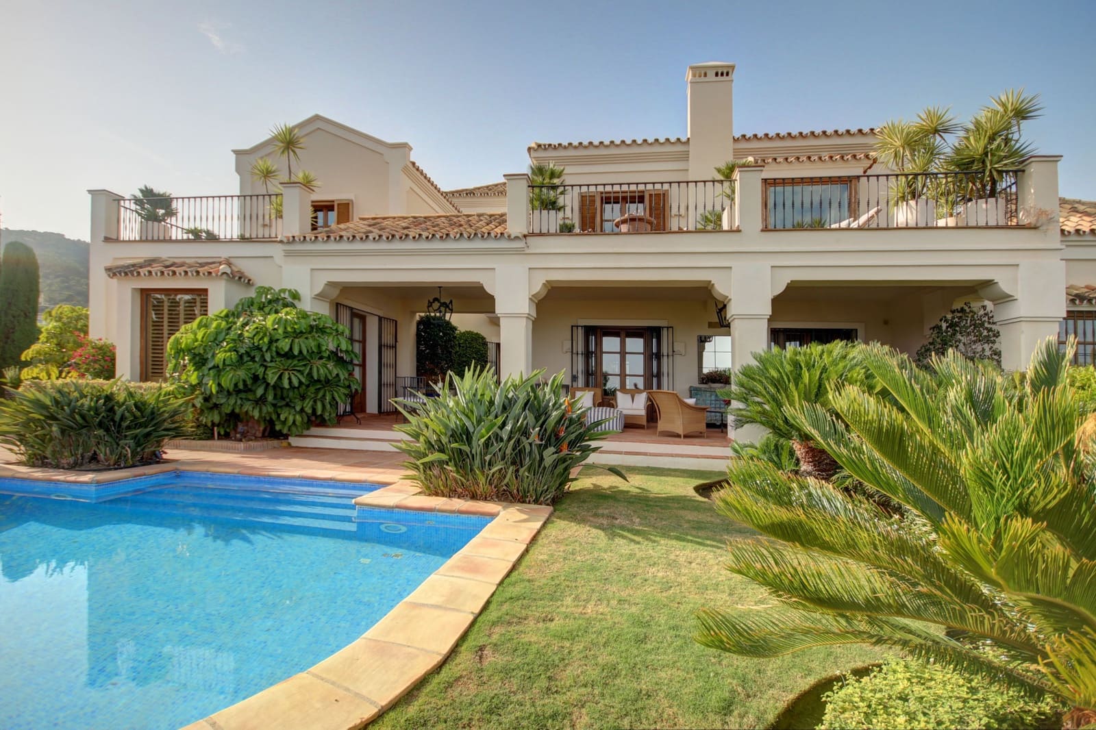 4 soveværelse Villa til salg i Marbella med swimmingpool garage - € 2.595.000 (Ref: 9725794)