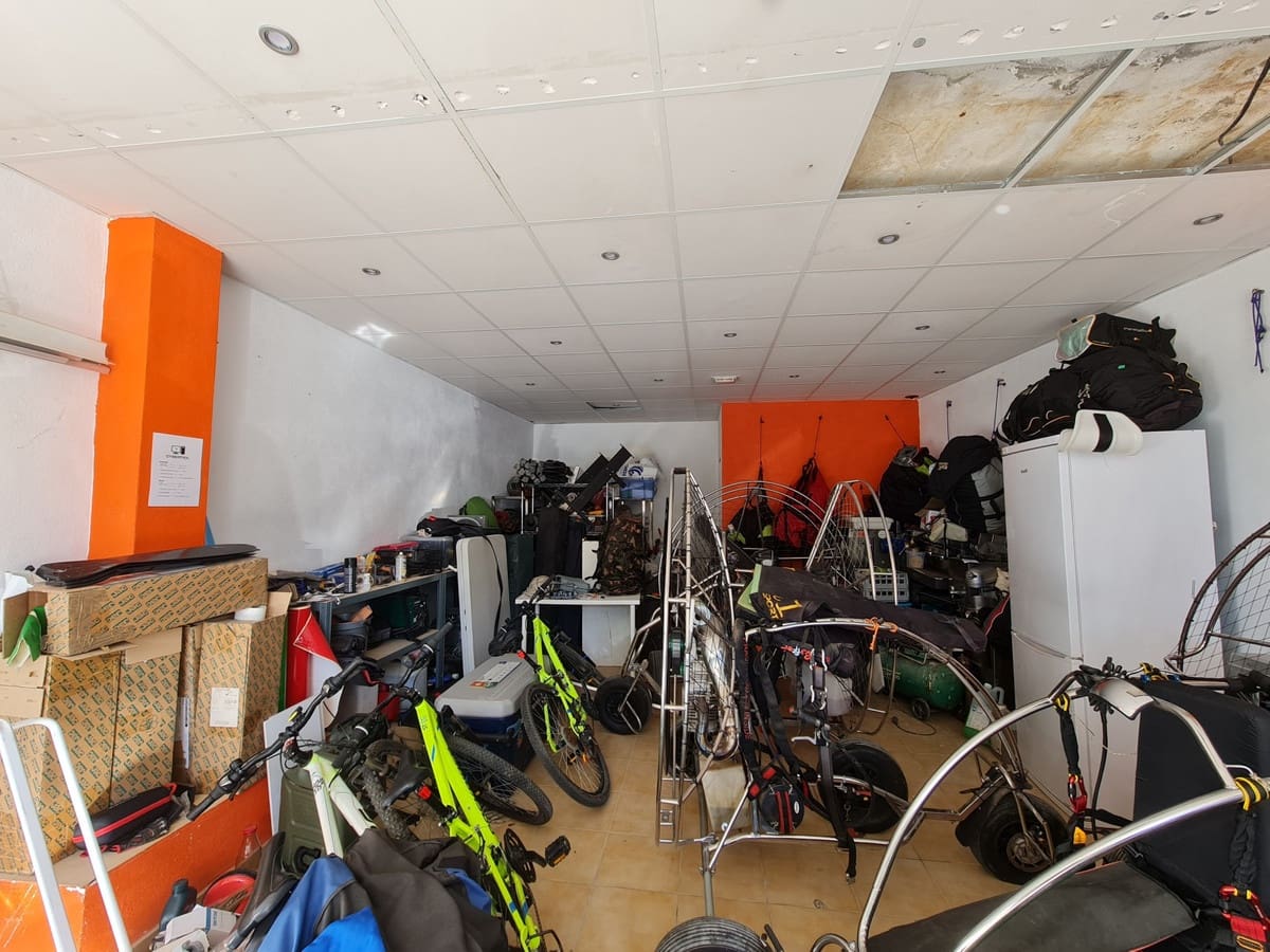 4 bedroom Villa for sale in Nueva Andalucia with pool - € 1,279,000 (Ref: 9725799)