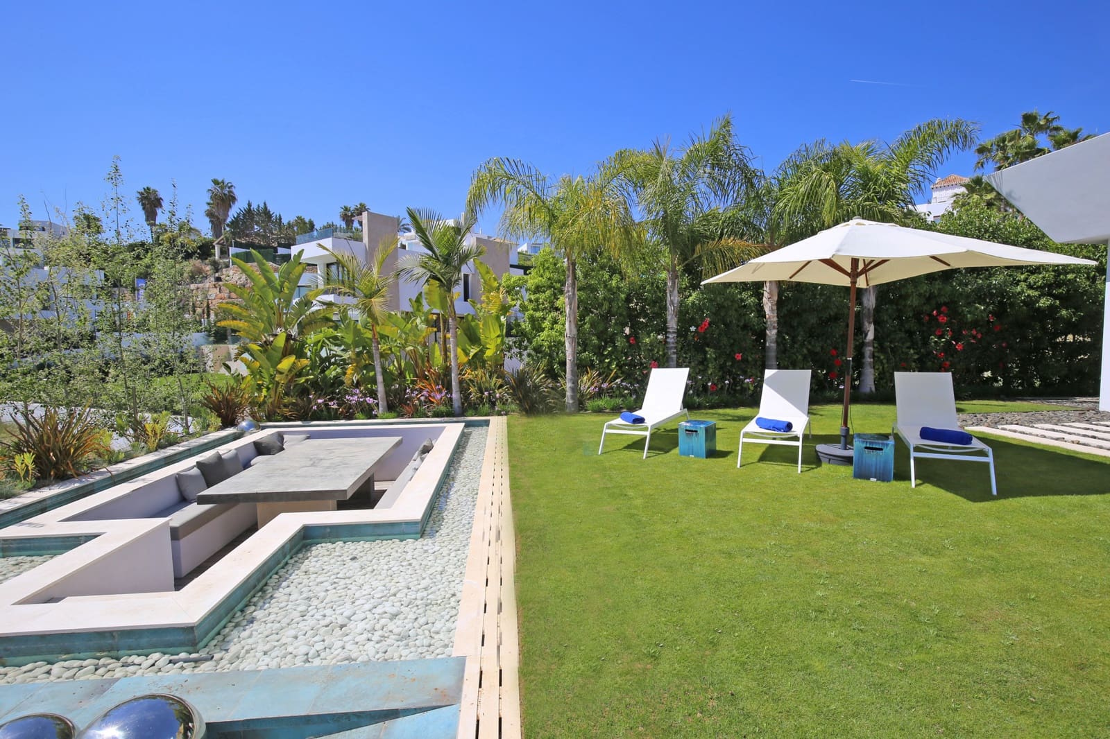 5 soverom Villa til salgs i Marbella med svømmebasseng garasje - € 2 550 000 (Ref: 9725806)