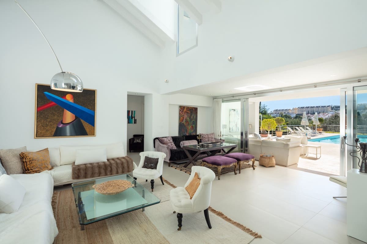 5 sypialnia Willa na sprzedaż w Marbella z basenem garażem - 3 500 000 € (Ref: 9725808)