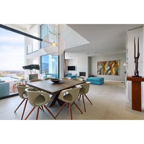 4 soveværelse Villa til salg i Benahavís med swimmingpool garage - € 2.875.000 (Ref: 9725823)