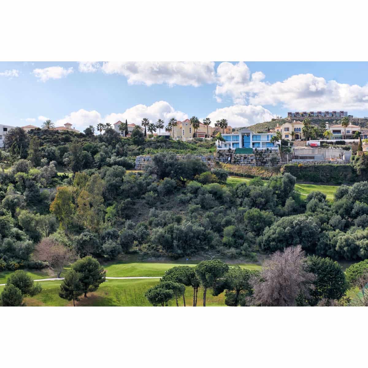 4 soveværelse Villa til salg i Benahavis med swimmingpool garage - € 2.875.000 (Ref: 9725823)