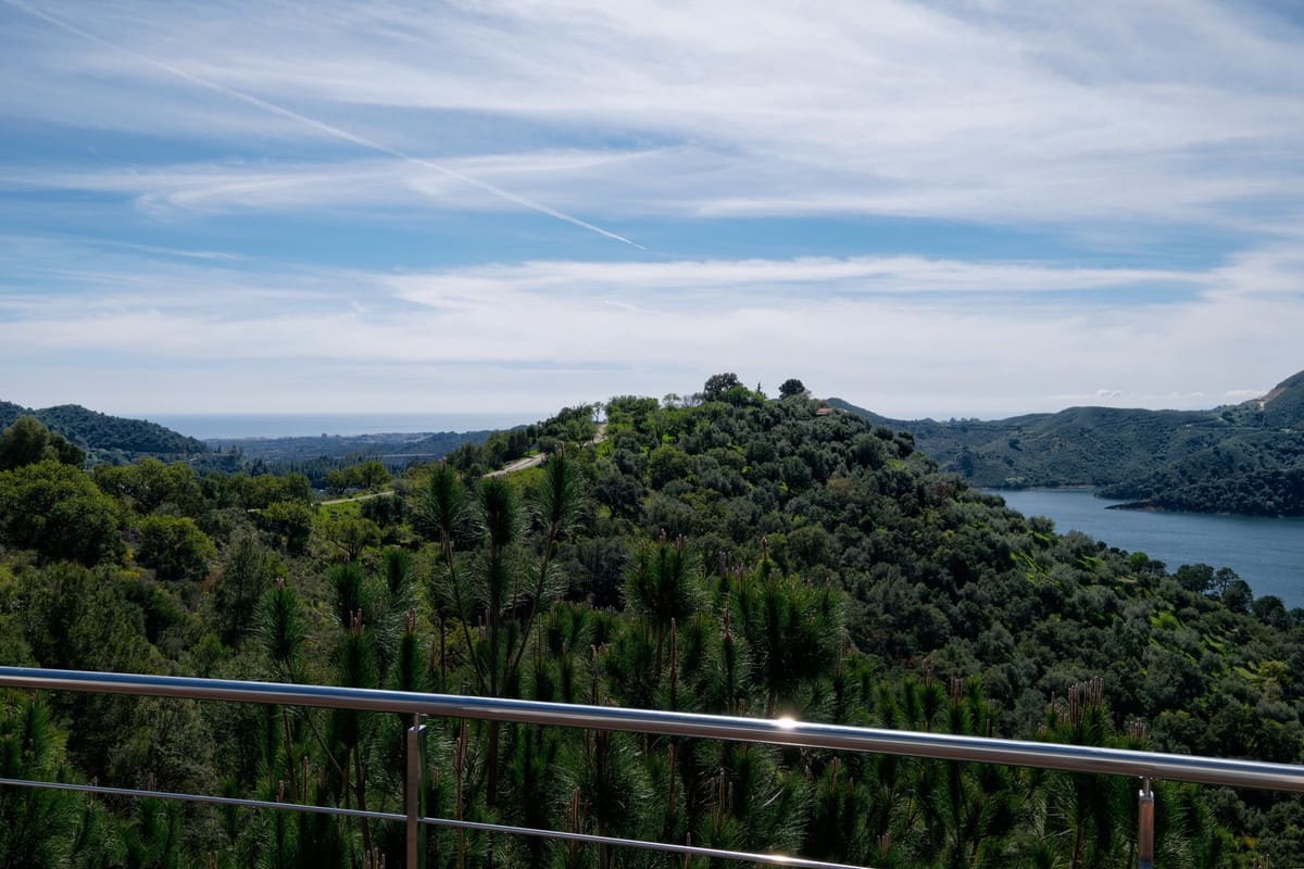 Chalet de 5 habitaciones en Istán en venta con piscina garaje - 3.495.000 € (Ref: 9725824)