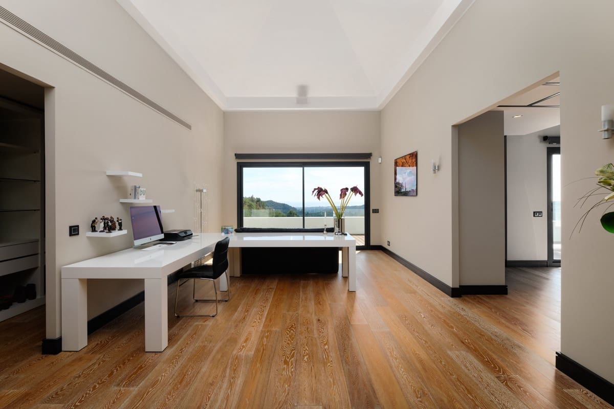 Chalet de 5 habitaciones en Istán en venta con piscina garaje - 3.495.000 € (Ref: 9725824)