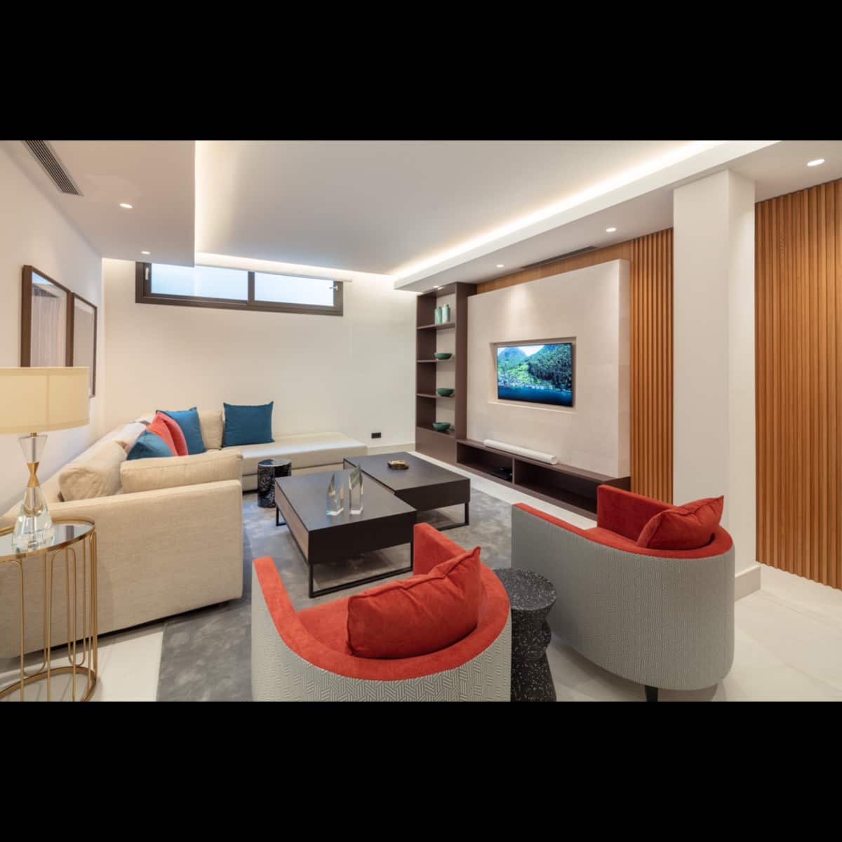 4 camera da letto Appartamento in vendita in Golden Mile con piscina garage - 2.350.000 € (Rif: 9725831)