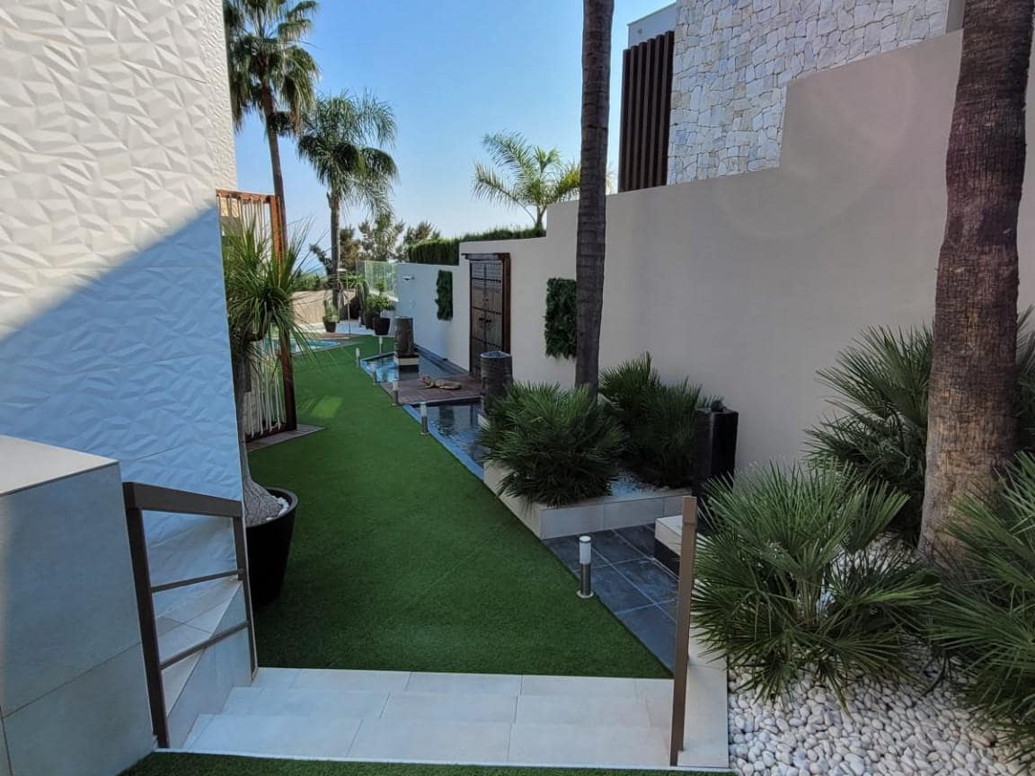 4 camera da letto Villa in vendita in Benahavis con piscina garage - 1.850.000 € (Rif: 9725843)