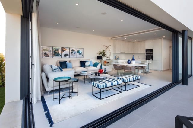 3 soverom Villa til salgs i Marbella med svømmebasseng garasje - € 728 500 (Ref: 9725848)