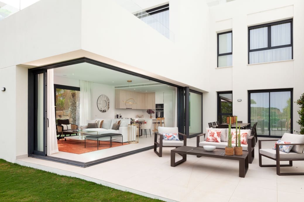 3 soverom Villa til salgs i Marbella med svømmebasseng garasje - € 728 500 (Ref: 9725848)