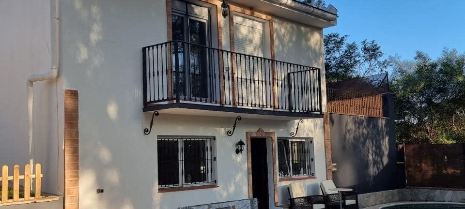 2 makuuhuone Huvila myytävänä paikassa Marbella mukana uima-altaan - 440 000 € (Ref: 9725881)