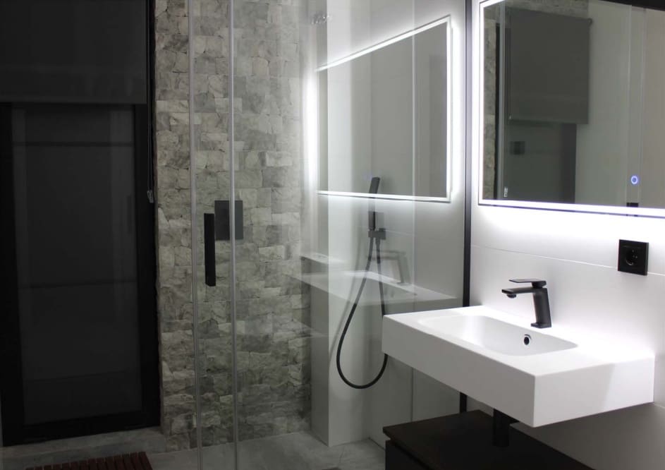 4 slaapkamer Villa te koop in Marbella met zwembad garage - € 2.650.000 (Ref: 9725889)