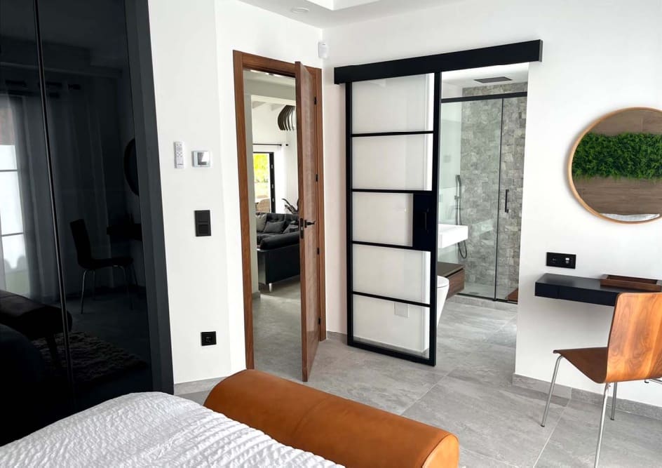 4 slaapkamer Villa te koop in Marbella met zwembad garage - € 2.650.000 (Ref: 9725889)