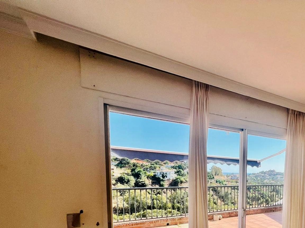 Apartamento de 3 habitaciones en La Quinta en venta con piscina garaje - 750.000 € (Ref: 9725907)