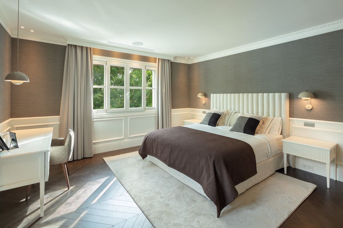 6 sypialnia Willa na sprzedaż w Marbella z basenem garażem - 8 750 000 € (Ref: 9725908)