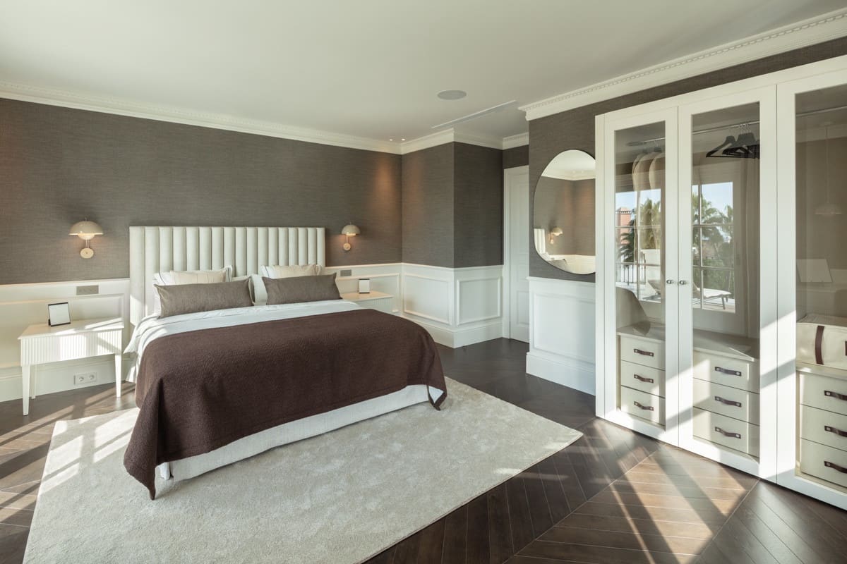 6 sypialnia Willa na sprzedaż w Marbella z basenem garażem - 8 750 000 € (Ref: 9725908)