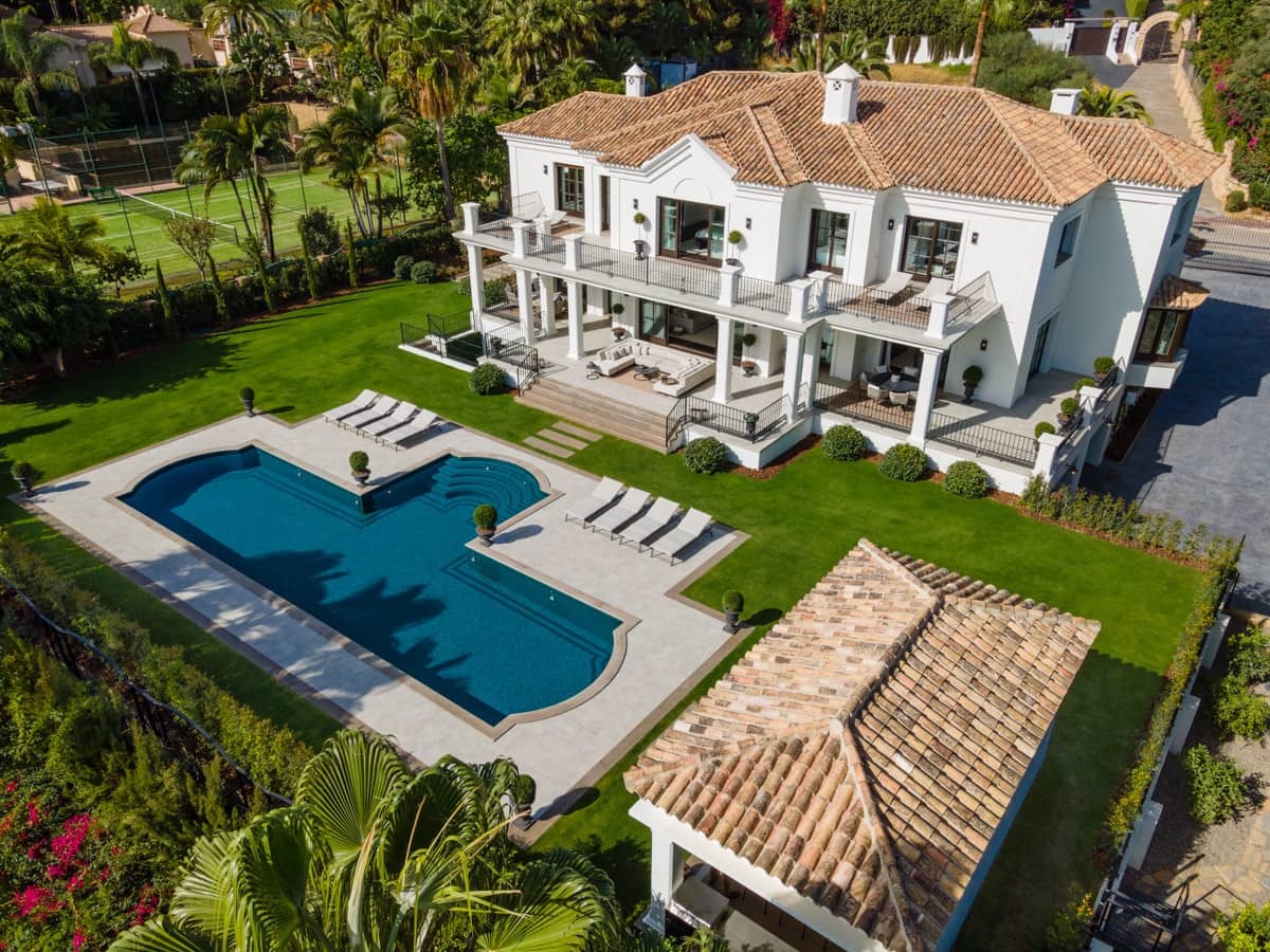 6 sypialnia Willa na sprzedaż w Marbella z basenem garażem - 8 750 000 € (Ref: 9725908)