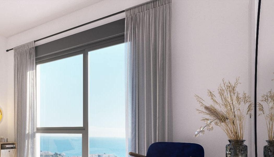 4 makuuhuone Huvila myytävänä paikassa Marbella mukana uima-altaan 
autotalli - 388 000 € (Ref: 9725911)