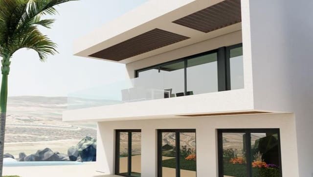 3 sovrum Villa till salu i Estepona med pool garage - 650 000 € (Ref: 9725913)