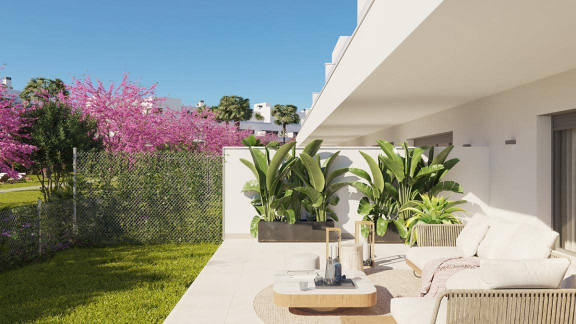 Apartamento de 3 habitaciones en Estepona en venta con piscina garaje - 430.000 € (Ref: 9725924)