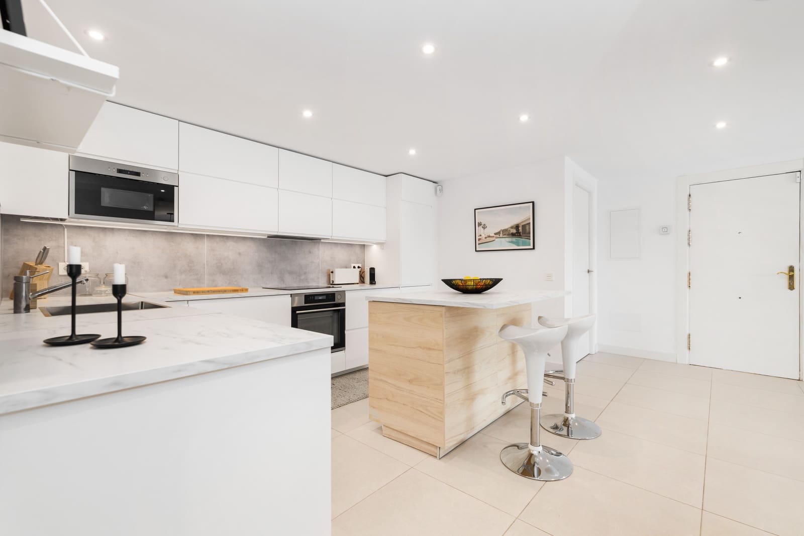 3 makuuhuone Huoneisto myytävänä paikassa Marbella mukana uima-altaan 
autotalli - 695 000 € (Ref: 9725932)