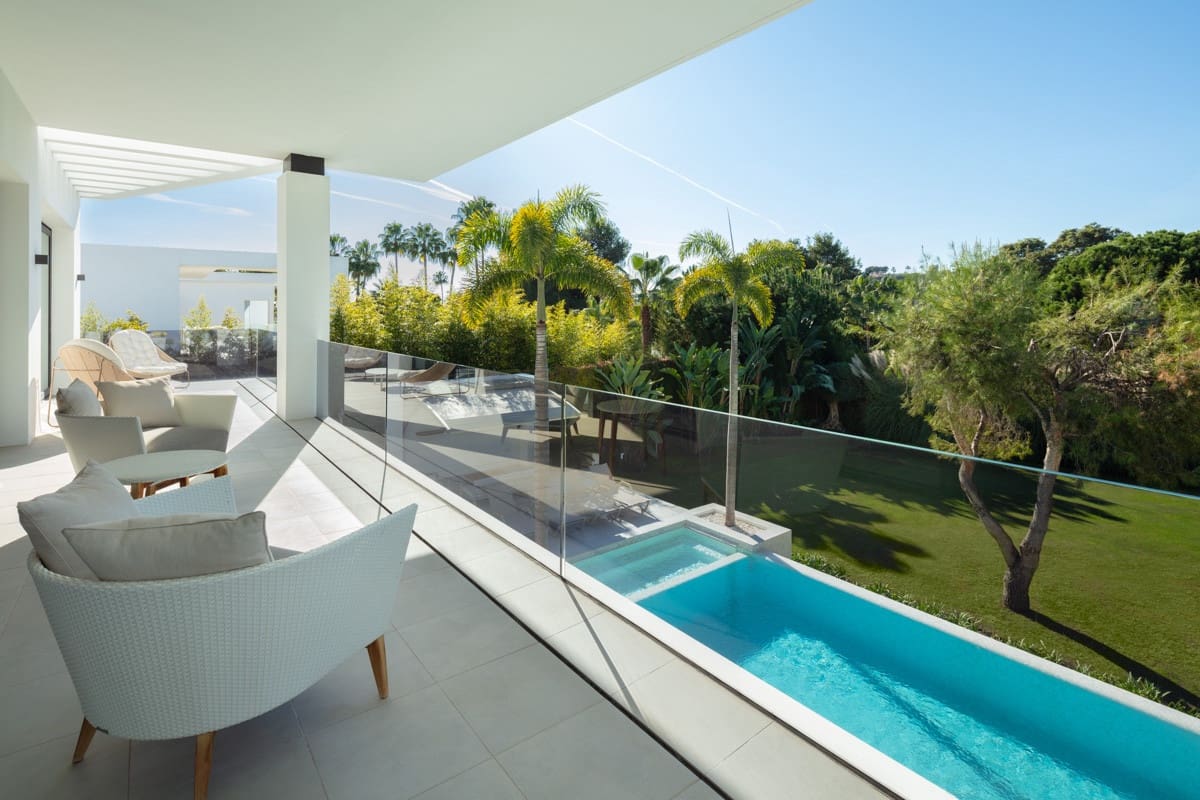 Chalet de 5 habitaciones en Marbella en venta con piscina garaje - 5.950.000 € (Ref: 9725934)