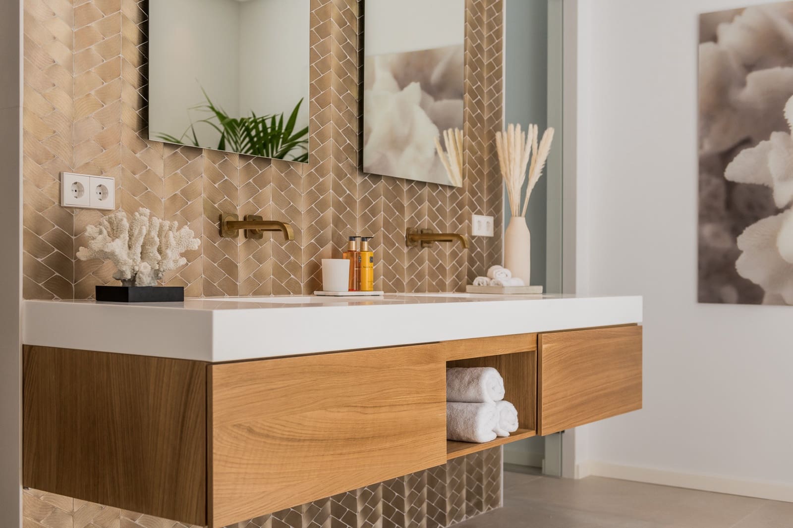 5 soveværelse Villa til salg i El Paraiso med swimmingpool garage - € 6.350.000 (Ref: 9725936)