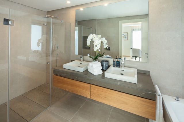 5 slaapkamer Villa te koop in Marbella met zwembad garage - € 5.500.000 (Ref: 9725939)