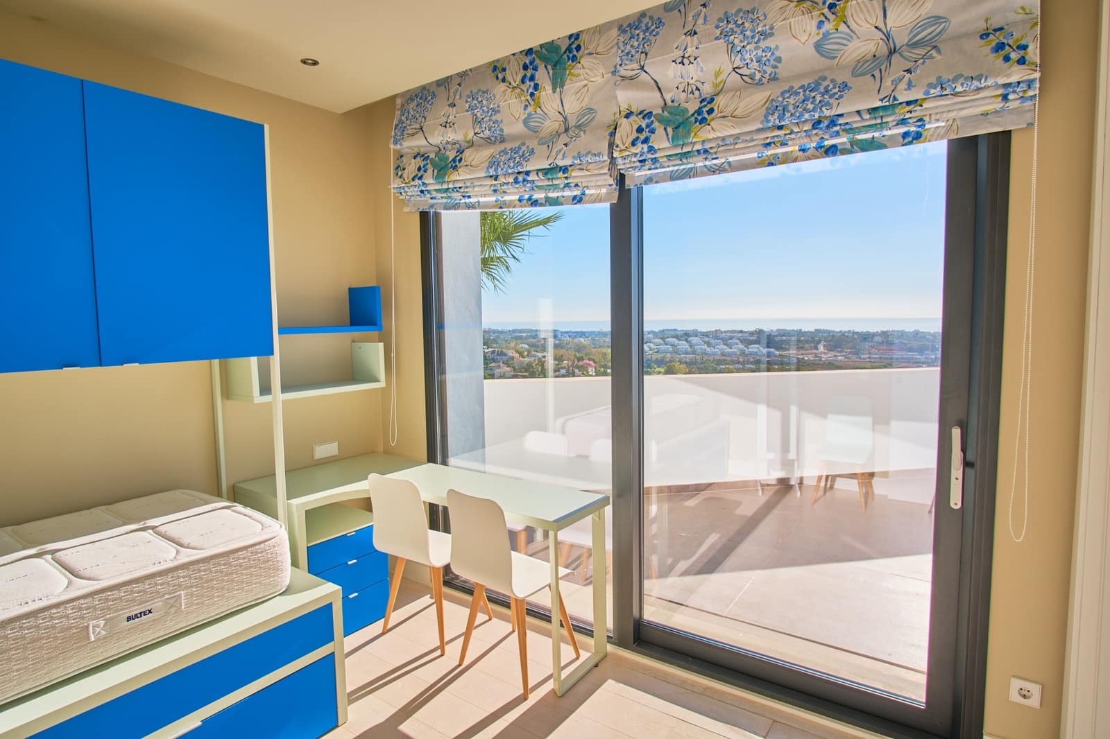 6 quarto Moradia para venda em Marbella com piscina garagem - 2 300 000 € (Ref: 9725948)