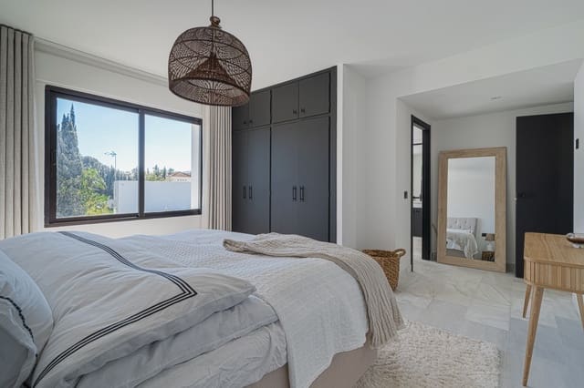 5 chambre Villa/Maison à vendre à Marbella avec piscine - 2 295 000 € (Ref: 9725953)