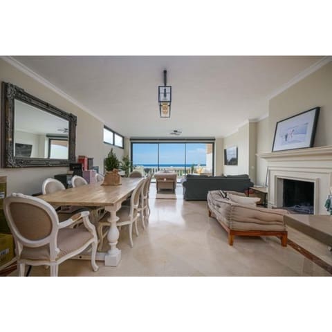 3 chambre Villa/Maison à vendre à Marbella avec piscine garage - 600 000 € (Ref: 9725960)