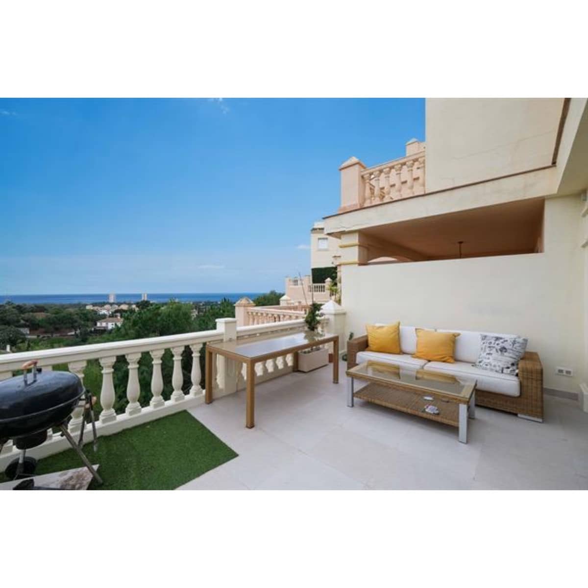 3 chambre Villa/Maison à vendre à Marbella avec piscine garage - 600 000 € (Ref: 9725960)