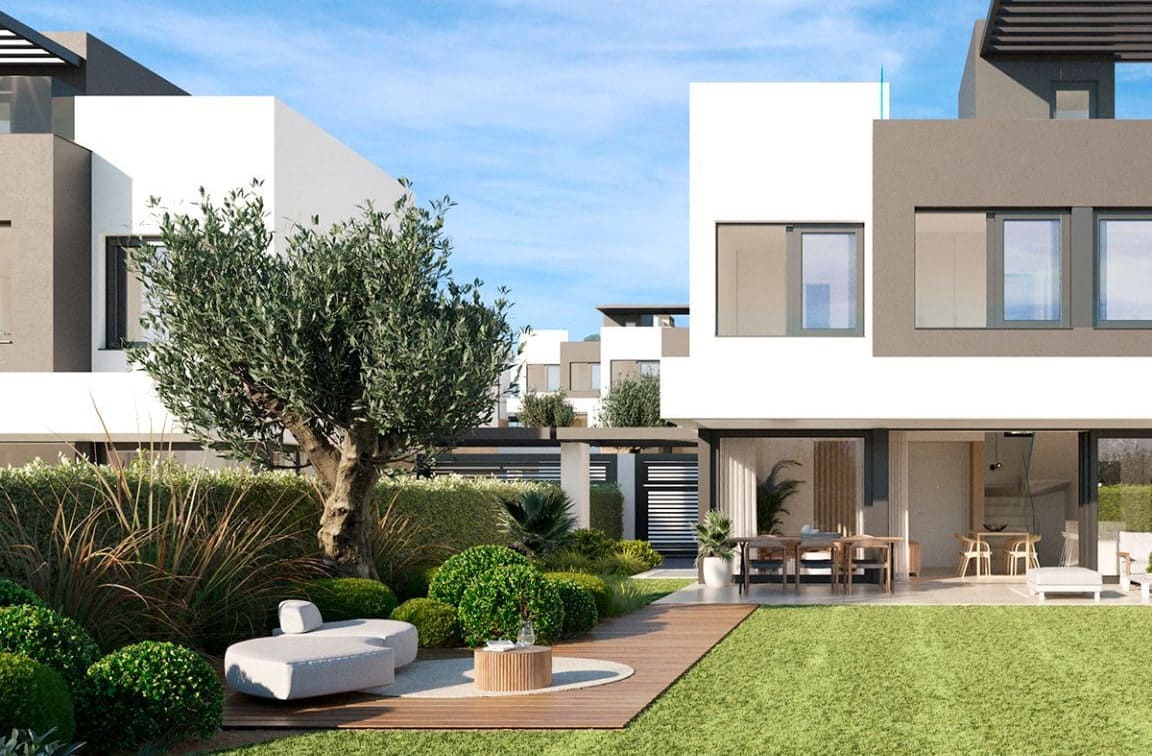 3 sypialnia Willa na sprzedaż w Estepona z basenem garażem - 545 000 € (Ref: 9725961)