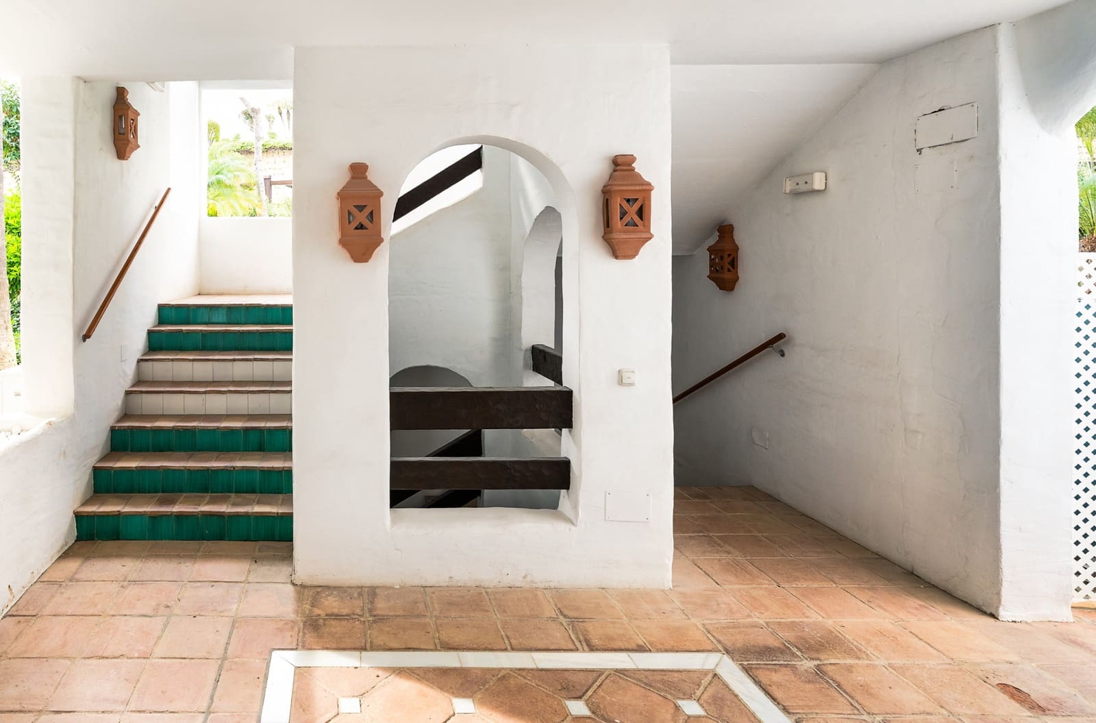 3 chambre Appartement à vendre à Marbella avec piscine garage - 699 000 € (Ref: 9725973)