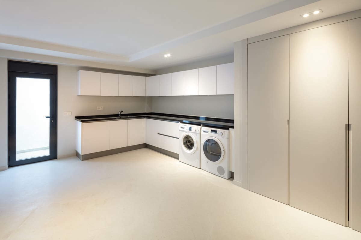 5 slaapkamer Villa te koop in Marbella met zwembad garage - € 3.295.000 (Ref: 9725976)