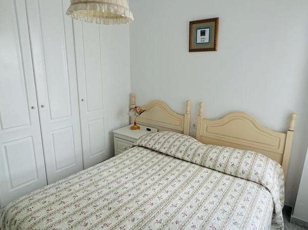 2 chambre Appartement à vendre à Marbella avec piscine garage - 298 000 € (Ref: 9726002)