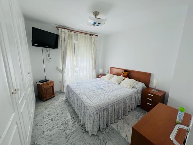 2 soveværelse Lejlighed til salg i Marbella med swimmingpool garage - € 298.000 (Ref: 9726002)