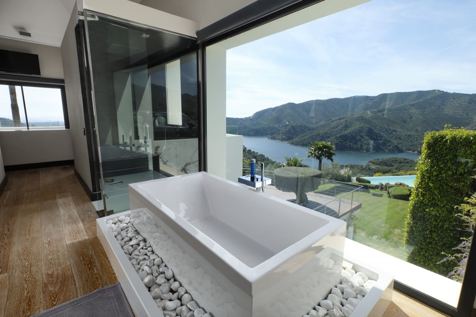 Chalet de 5 habitaciones en Istán en venta con piscina garaje - 3.495.000 € (Ref: 9726021)