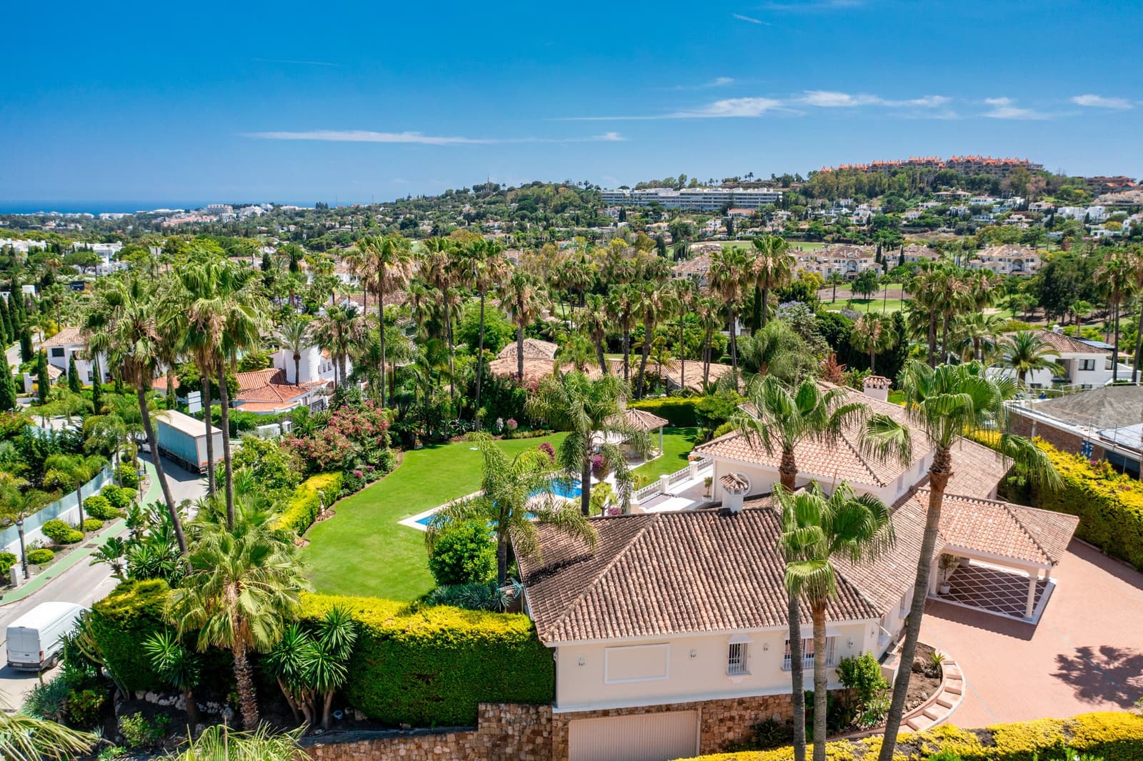 6 chambre Villa/Maison à vendre à Marbella avec piscine garage - 6 400 000 € (Ref: 9726028)