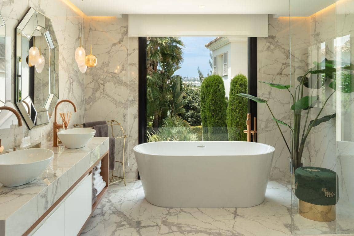 Chalet de 6 habitaciones en Marbella en venta con piscina garaje - 9.680.000 € (Ref: 9726032)