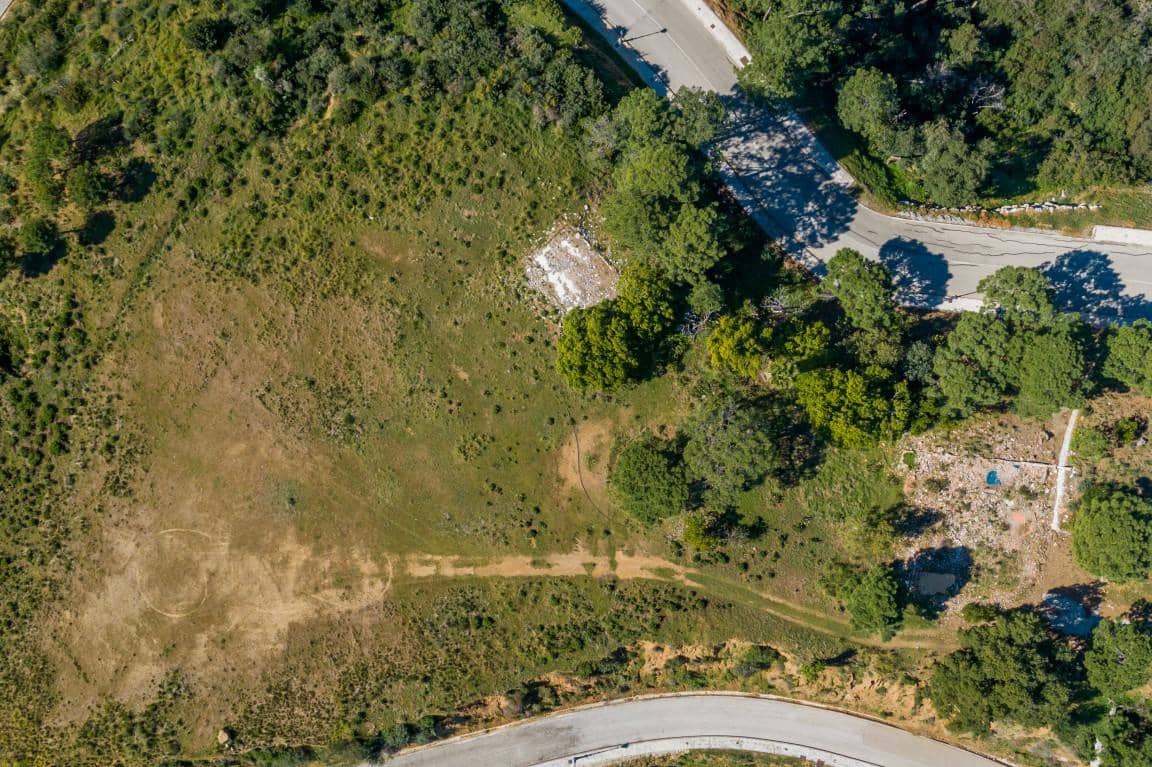 Building Plot for sale in Benahavis - € 4,495,000 (Ref: 9726034)