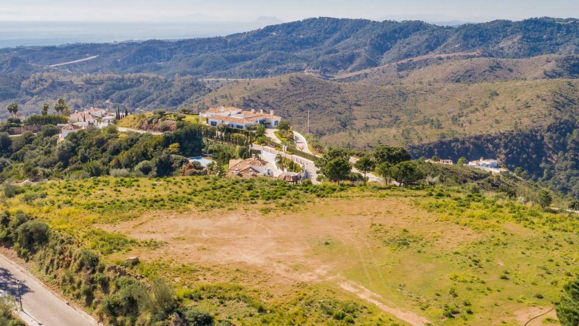 Building Plot for sale in Benahavis - € 4,495,000 (Ref: 9726034)