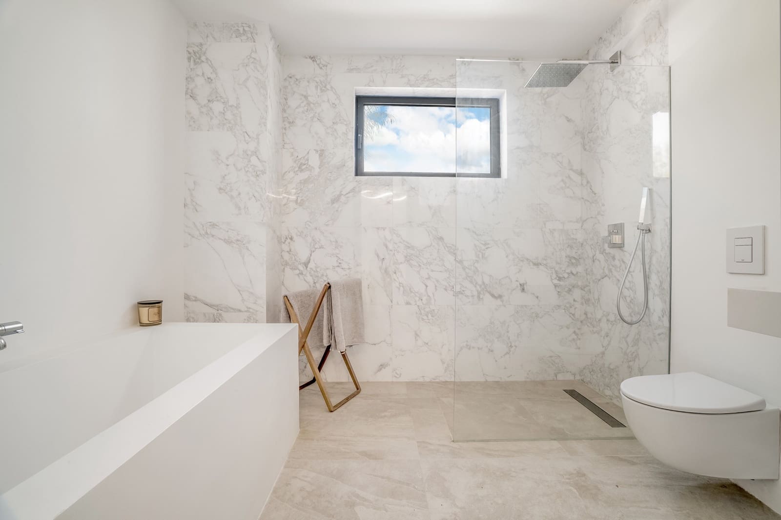 5 soverom Villa til salgs i Marbella med svømmebasseng garasje - € 2 250 000 (Ref: 9726057)