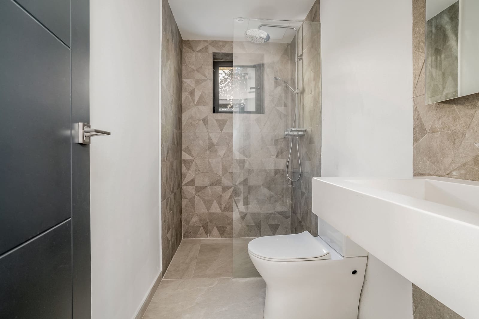 5 soverom Villa til salgs i Marbella med svømmebasseng garasje - € 2 250 000 (Ref: 9726057)