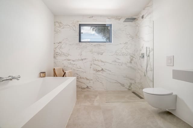 5 soverom Villa til salgs i Marbella med svømmebasseng garasje - € 2 250 000 (Ref: 9726057)