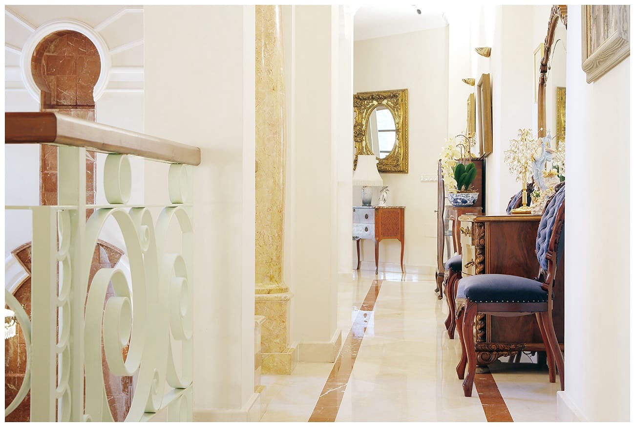 6 Zimmer Villa zu verkaufen in Nueva Andalucia mit Pool Garage - 8.500.000 € (Ref: 9726062)