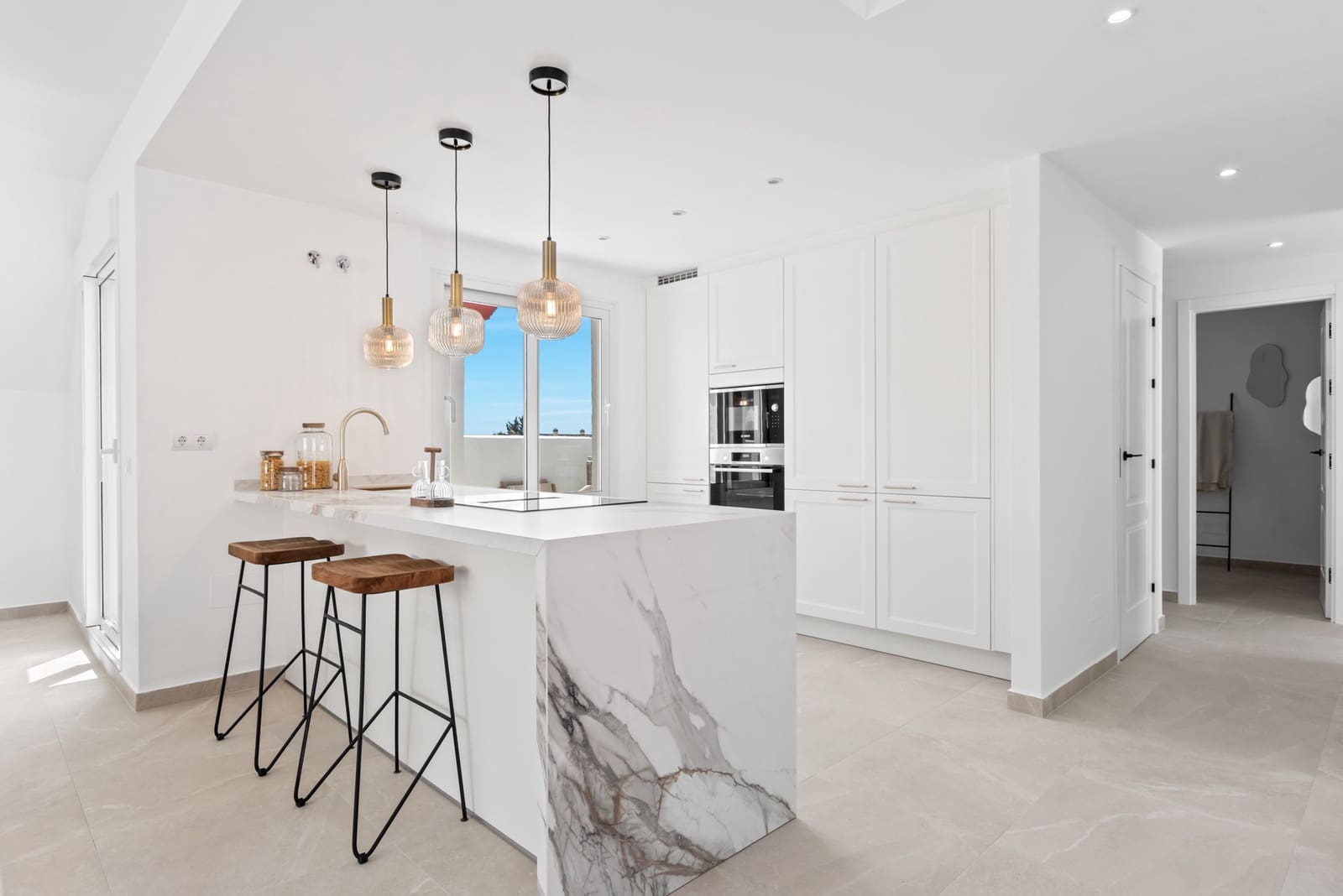 3 soveværelse Lejlighed til salg i Marbella med swimmingpool garage - € 1.075.000 (Ref: 9726067)