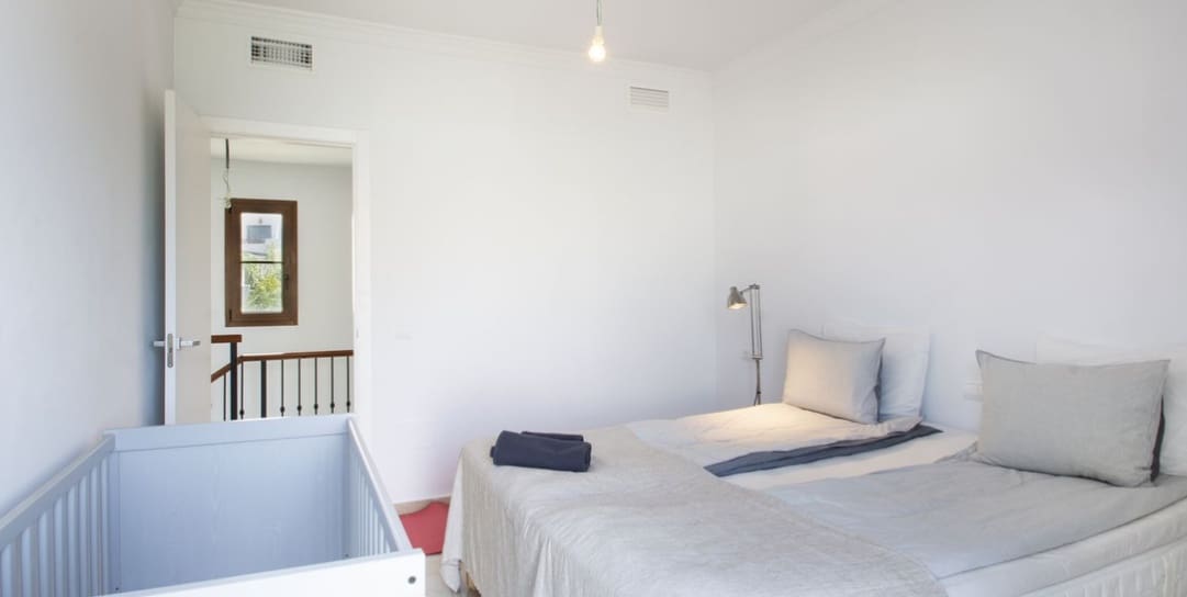 4 sovrum Villa till salu i Estepona med pool garage - 815 000 € (Ref: 9726074)