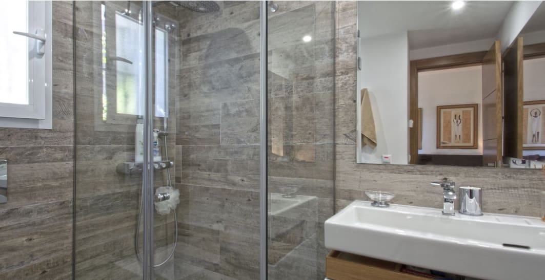 5 bedroom Villa for sale in Marbella with pool garage - € 3,500,000 (Ref: 9726137)