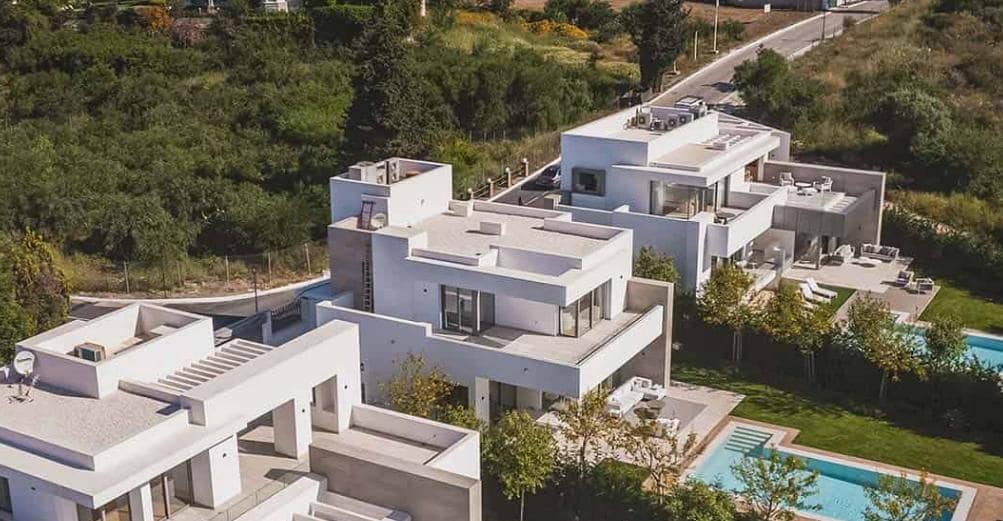 5 sypialnia Willa na sprzedaż w Marbella z basenem garażem - 2 295 000 € (Ref: 9726142)